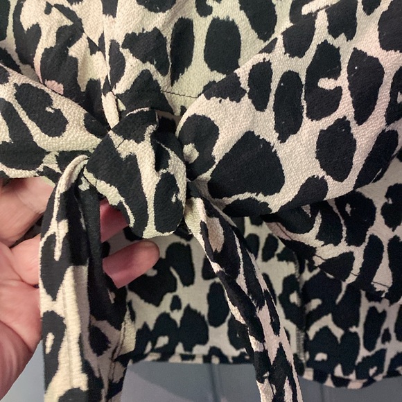Leopard Top - Picture 5 of 6